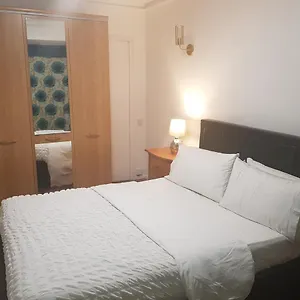 Family Lodge, Princess Lodge, Executive Lodge, Master's Homestay Ilford